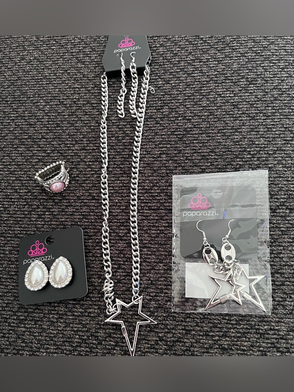 Paparazzi Necklace Set
